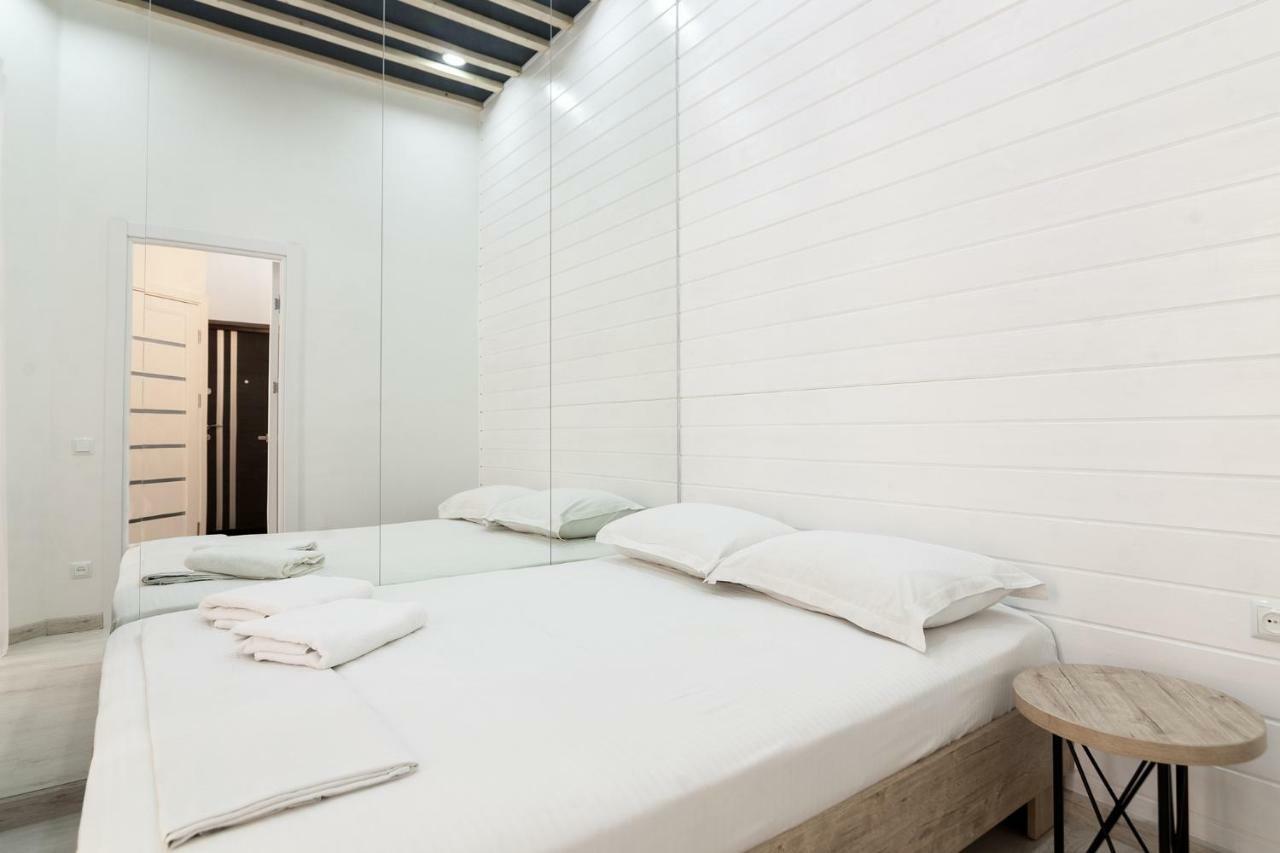 Leogrand One-Bedroom Apartments On Tugan-Baranovskogo 24 Львів Екстер'єр фото